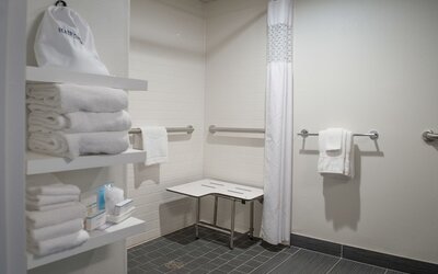 Hampton Inn New Orleans-St. Charles Ave./Garden District