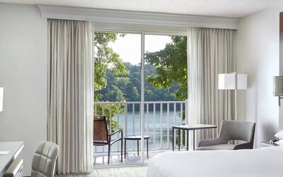 Atlanta Evergreen Lakeside Resort