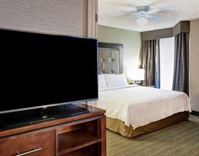 Very comfortable and luxurious king-sized bed at Homewood Suites by Hilton Atlanta-Galleria/Cumberland.