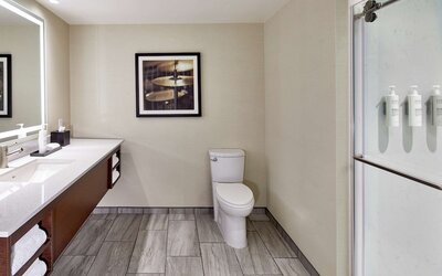 Embassy Suites by Hilton Nashville Downtown