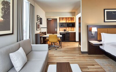 Embassy Suites by Hilton Nashville Downtown