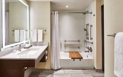 Embassy Suites by Hilton Nashville Downtown