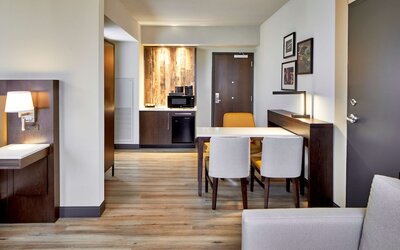 Embassy Suites by Hilton Nashville Downtown