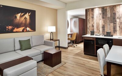 Embassy Suites by Hilton Nashville Downtown