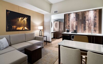 Embassy Suites by Hilton Nashville Downtown