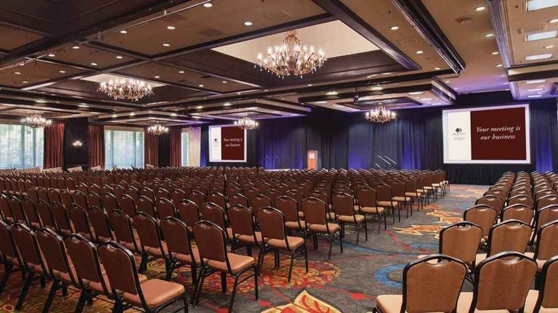 large conference room ideal for conferences and business meetings at DoubleTree by Hilton Hotel Sacramento.