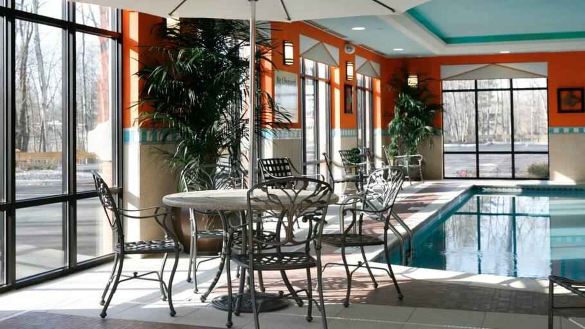 Beautiful workspace by the pool at the Hampton Inn Springfield South Enfield.