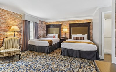 Place d'Armes Hotel