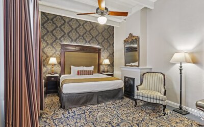 Place d'Armes Hotel