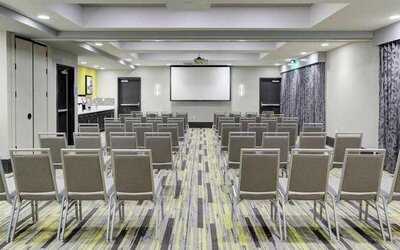 Elegant meeting room at the Hampton Inn & Suites by Hilton-Irvine/Orange County Airport.
