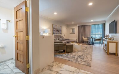 Holiday Inn New Orleans - Downtown Superdome by IHG