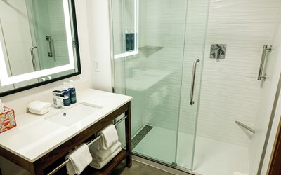 Four Points BY Sheraton Austin Airport