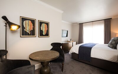 Hotel Ella