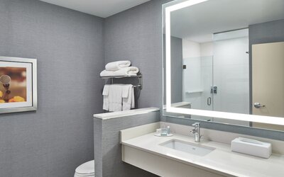 Fairfield Inn & Suites Nashville Downtown/The Gulch