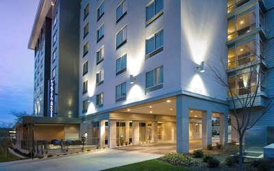 Fairfield Inn & Suites Nashville Downtown/The Gulch