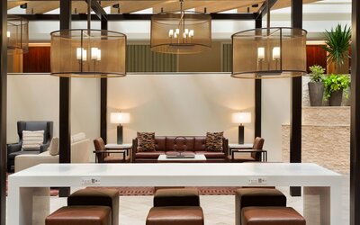Embassy Suites by Hilton Austin Downtown South Congress