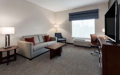 Hampton Inn Nashville Airport Century Place, TN