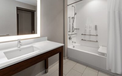 Hampton Inn Nashville Airport Century Place, TN