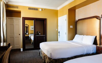 The Lafayette New Orleans By Kasa Living