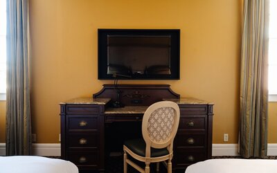 The Lafayette New Orleans By Kasa Living