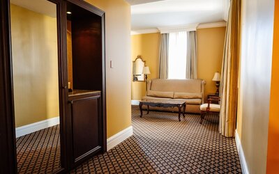 The Lafayette New Orleans By Kasa Living