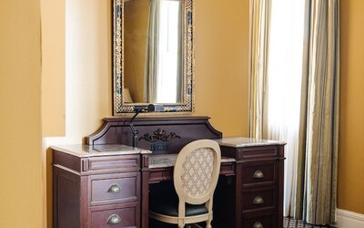The Lafayette New Orleans By Kasa Living