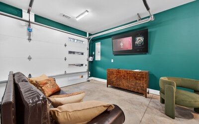 4BR Twilight Lane with Pool and Hot Tub