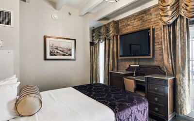 French Market Inn
