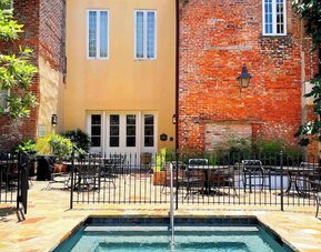 French Market Inn