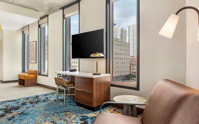 Cambria Hotel Nashville Downtown