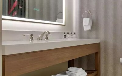 Cambria Hotel Nashville Downtown