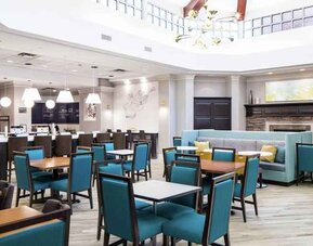 Restaurant area perfect as workspace at the Hampton Inn & Suites Memphis-Beale Street.