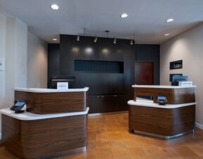 Courtyard by Marriott Austin Airport