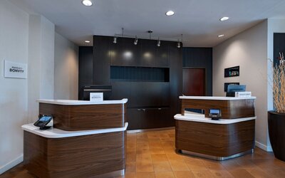 Courtyard by Marriott Austin Airport