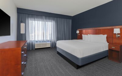 Courtyard by Marriott Austin Airport