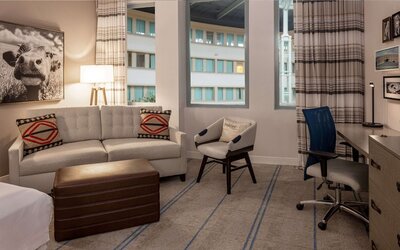 Hilton Austin Airport