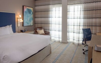 Hilton Austin Airport