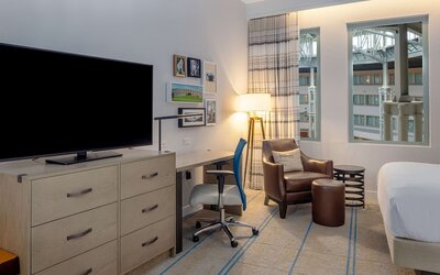 Hilton Austin Airport