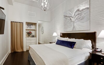 La Galerie French Quarter Hotel