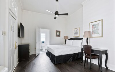 Historic Streetcar Inn