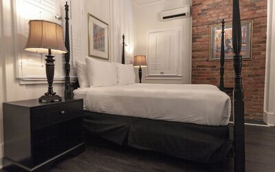 Historic Streetcar Inn