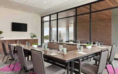 professional meeting room at Hilton Garden Inn Boulder.