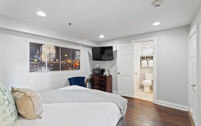 Hotel St. Pierre®, a French Quarter Inns® Hotel