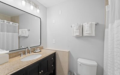 Hotel St. Pierre®, a French Quarter Inns® Hotel