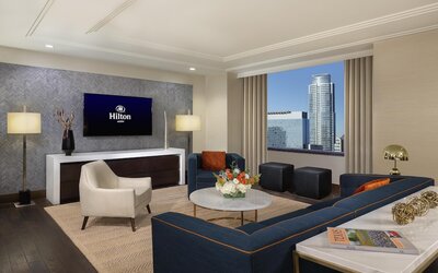 Hilton Austin