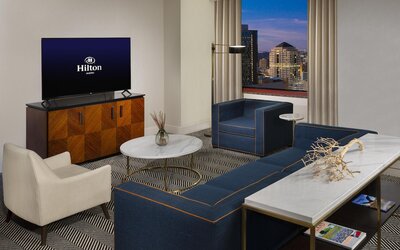 Hilton Austin