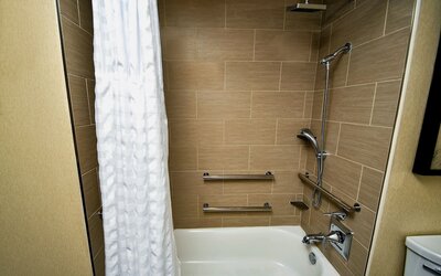 Hilton Austin