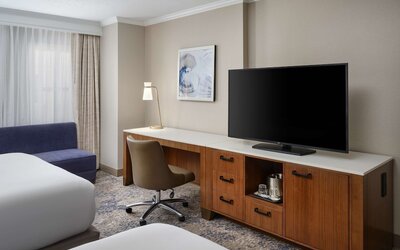 Hilton New Orleans Riverside