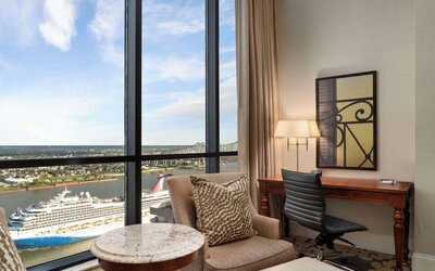 Hilton New Orleans Riverside