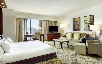 Hilton New Orleans Riverside